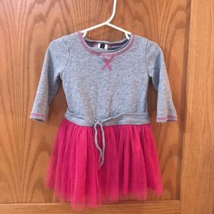 🎀 5 for $25 🎀 2T Tulle Sweater Dress Pink Gray